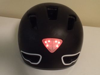Bicycle helmet/Flat black.
