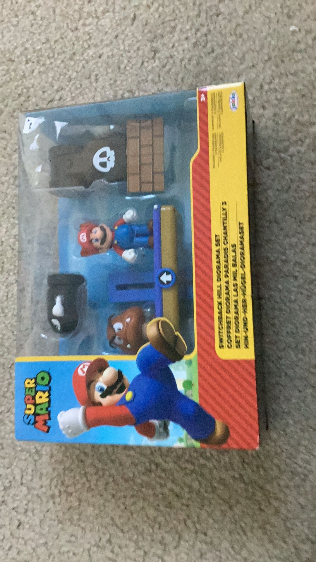 Super Mario Switchback Hill Diorama Set
