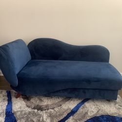 !!!BRAND NEW!!!  Blue Velvet Chaise With Storage