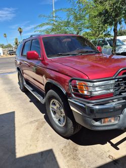201 Toyota sR5 4RunneR 6 silindros 4 llantas hnuebas de tienda 200 miil millas 100 p0rsiento japonesa