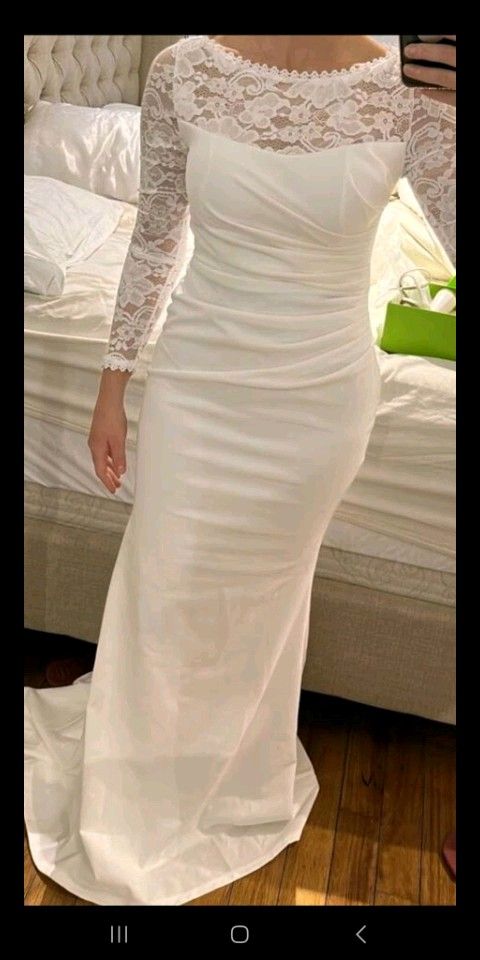 Brand New Wedding Dress All Three Pieces