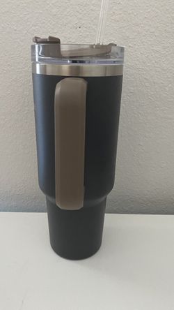 NEW Stanley Pink Parade 40 oz Limited Edition Quencher Tumbler for Sale in  Avondale, AZ - OfferUp
