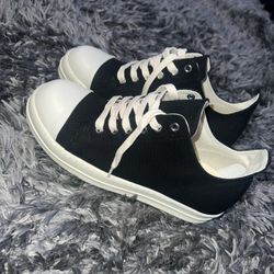 Rick Owen’s Low Top Sneaker