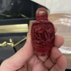 Vintage Oriental Flowers Red Cinnabar Lacquer Snuff Bottle2.5”