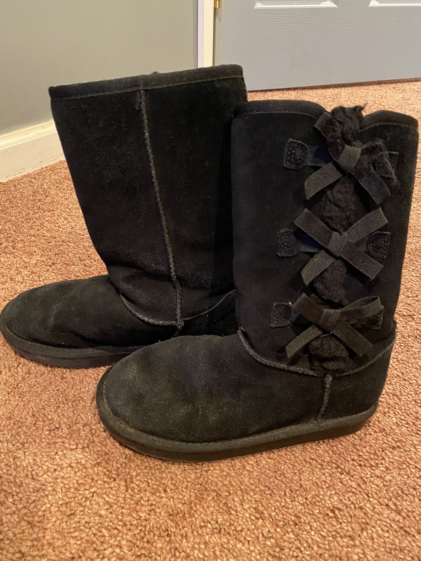 Girl Black Kookaburra By UGG