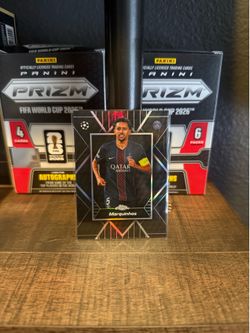 Marquinhos 2025-26 soccer trading card Topps Chrome UCC SHADOW ETCH CASE HIT