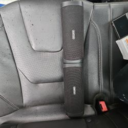 2 Earfun Uboom L Speakers