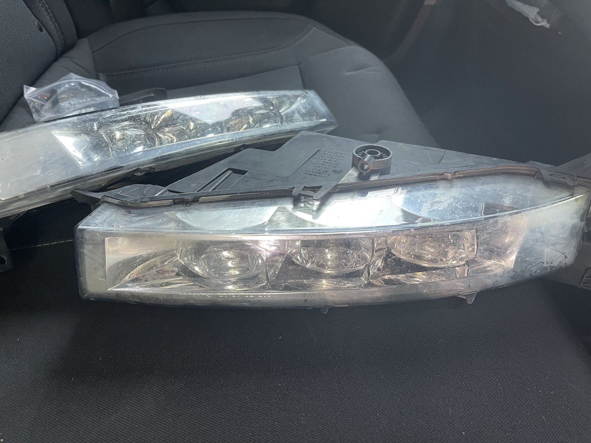 Dodge Charger/Chrysler 300 / Challenger Foglights