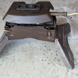 Curt Q20 5th Wheel Hitch 