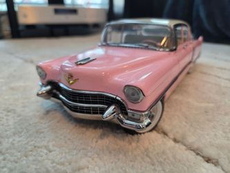 Greenlight 1:18 1955 Cadillac Fleetwood Series 60 Elvis Pink (As-Is / Missing Parts)