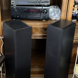 5cd Player,tape Dubbing System,radio And Amplifier With 3 Speakers