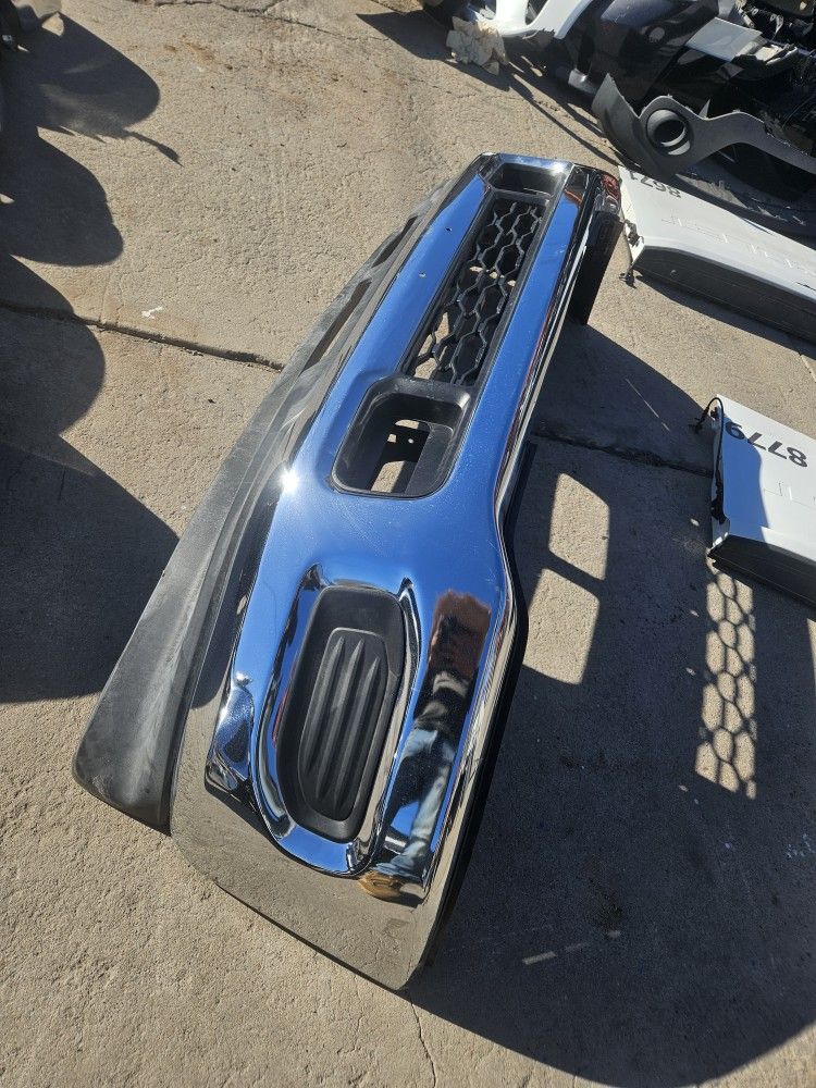 Dodge Ram 2500 Front Bumper Oem 19 To 25
