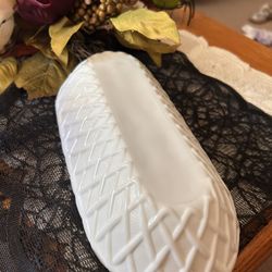 Indiana Glass Co. MILK Glass Oblong Dish Pretzel Pattern 10" Long