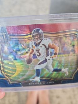 Russell Wilson 2022 NFL Holographic Football Card/75