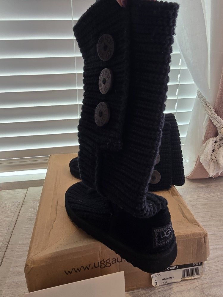 Ugg Boots Sixe 6