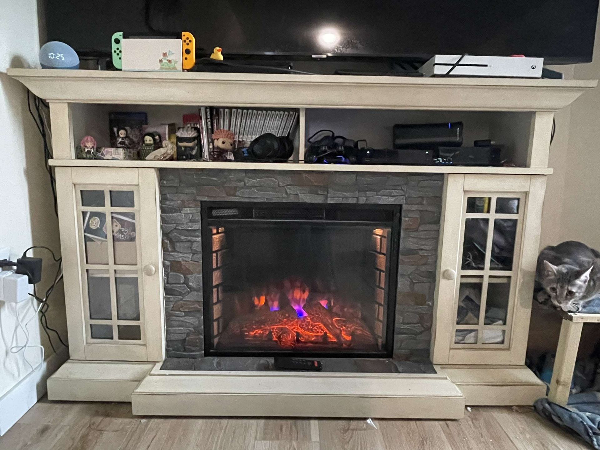 Electric Fireplace Console for Sale in Myrtle Beach, SC OfferUp
