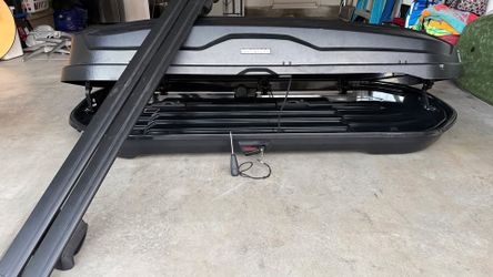 Yakima SkyBox NX 18 Cargo Box + 2 Medium TimberLine FX Crossbars