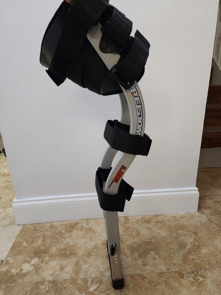 Freedom Leg Crutch Free Walking