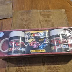2005 Nascar two mugs set with hot chocolate brand new, never opened