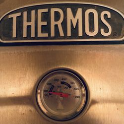 4-Burner Thermos Gas Grill