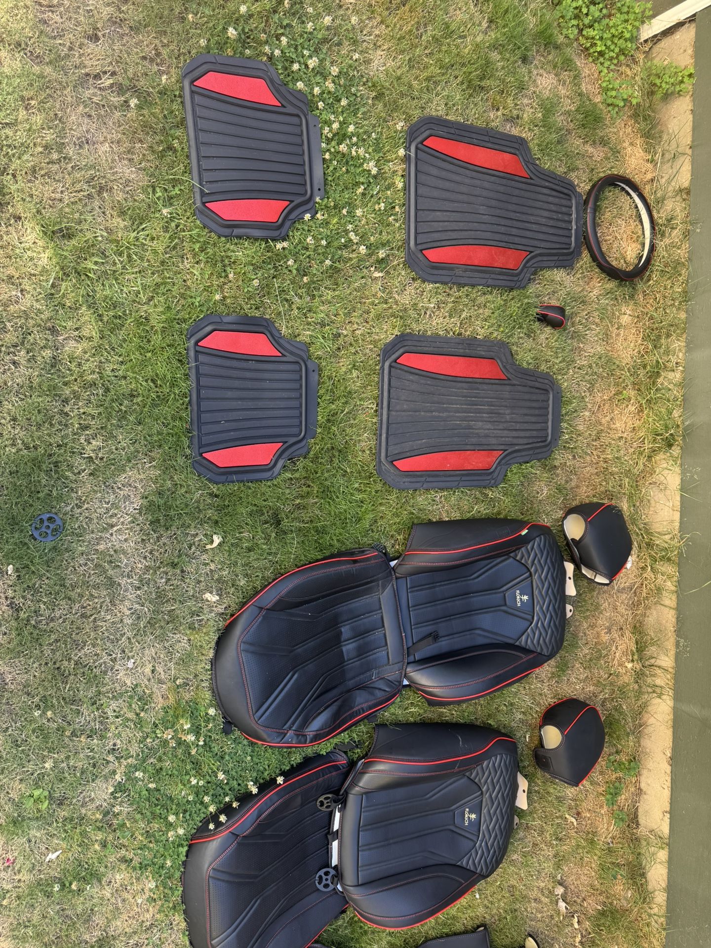 Red & Black Car Seat Covers + Floor Mats (Full Set)