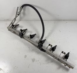 1999-00 BMW 528i 328i 323i Z3 M52tu FUEL RAIL W/ FUEL INJECTORS