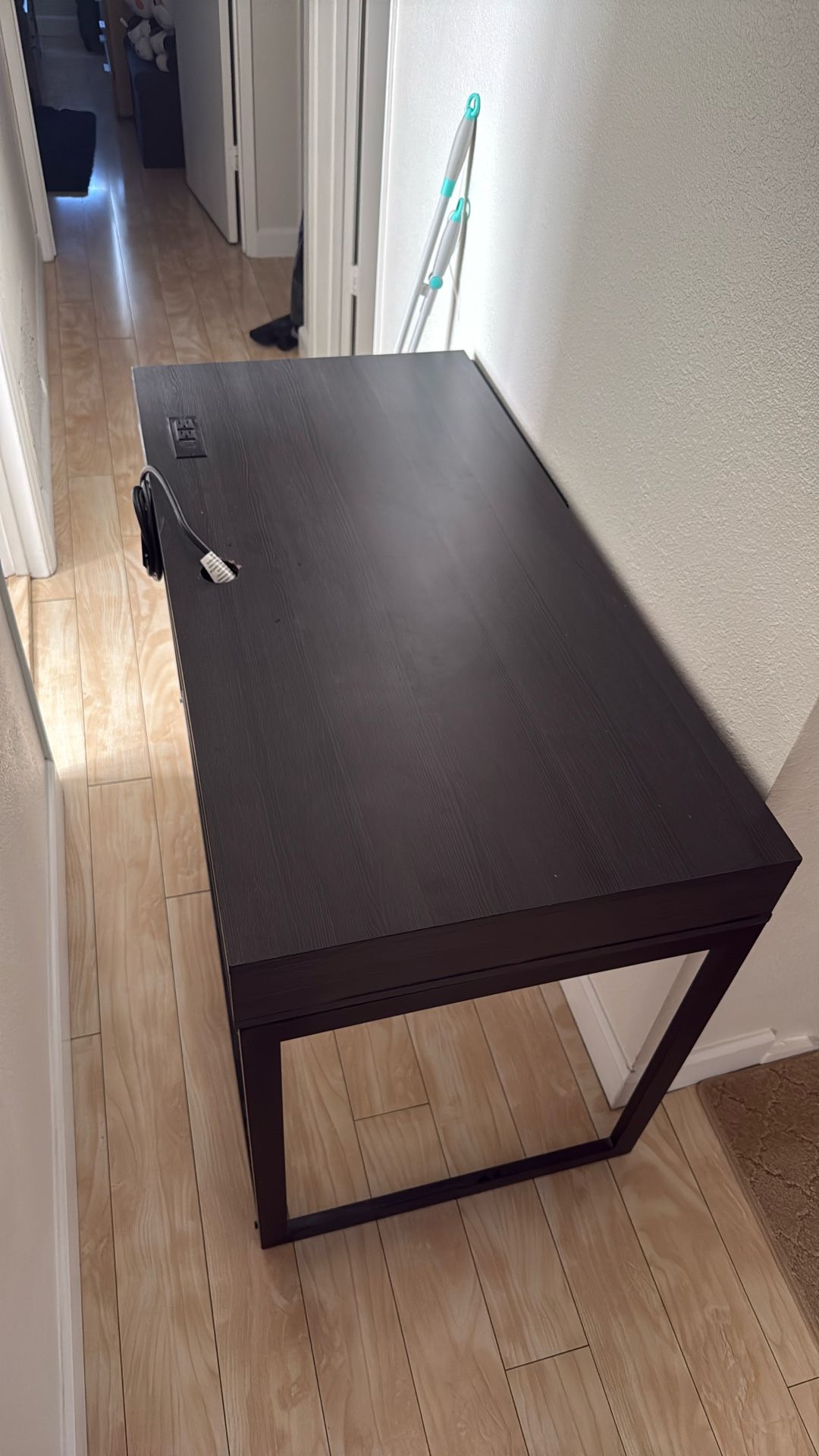 Computer Table