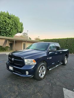 2017 Dodge Ram 1500 4x4 SLT 5.7Hemi