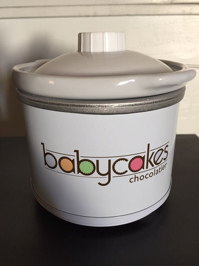 New - Babycakes Chocolatier - Chocolate Melting Pot