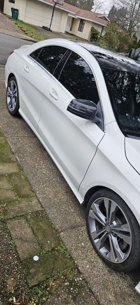 2015 Mercedes-Benz CLA