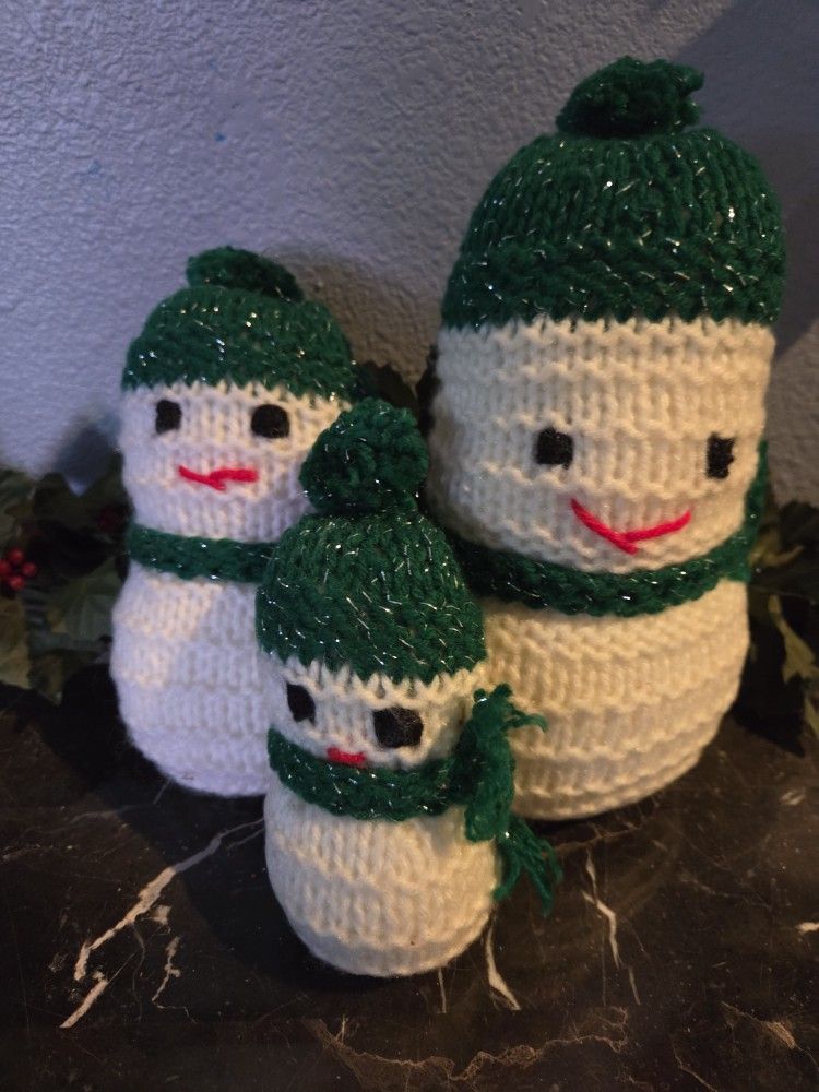Set Of Crochet Snowmen 