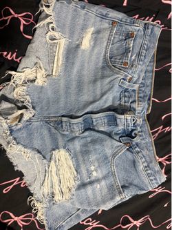 Women’s Levi’s Shorts