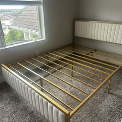 Queen Bed Frame 