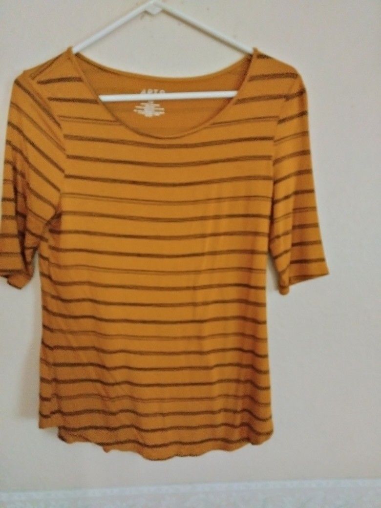 Golf & Black Striped Shirt, Very Comfortable, Stretchy Material
