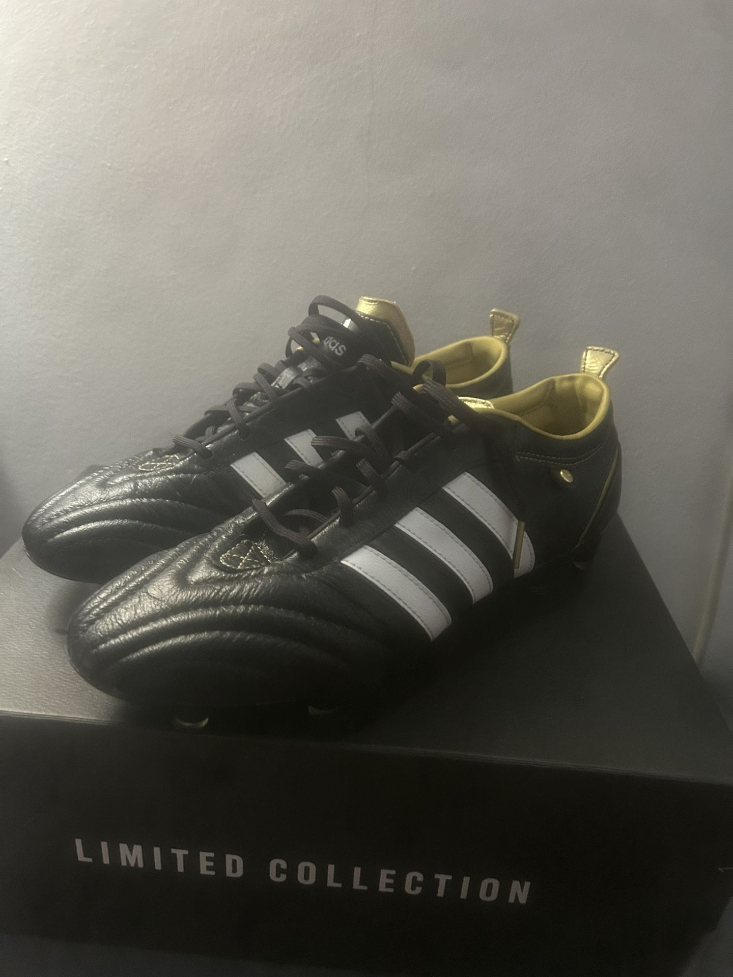 Soccer Cleats Adidas Adipure Size 9