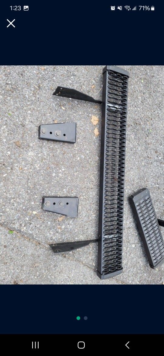 Luverne 7x54" Bumper Step