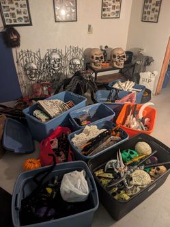 Halloween decor lot