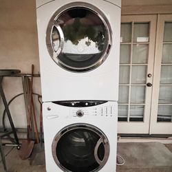 GE 7.0 Cu.Ft. Super Capacity Electric Dryer