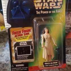 Princess Leia Organa. Star Wars power of the force 3.75 Action Figure