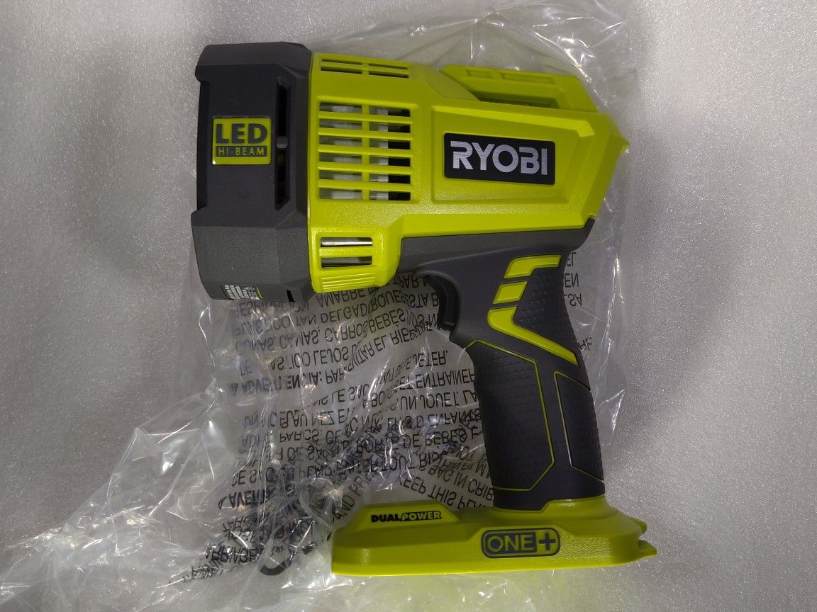 Ryobi P717 One+ 18V Cordless LED Spotlight - 2500 Lumens