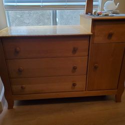 4 Drawer Dresser/Changing Table Solid Wood