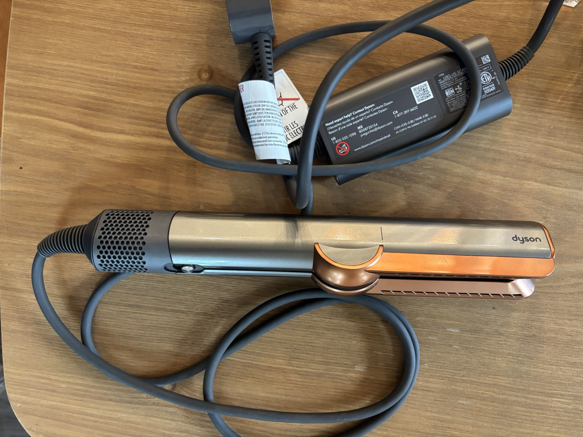 Dyson Airstrait™ straightener (Nickel/Copper) USED ONCE