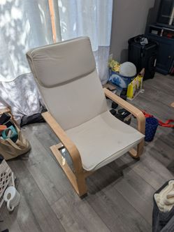 Quick sale for this IKEA Pello (similar to the Poang chair).