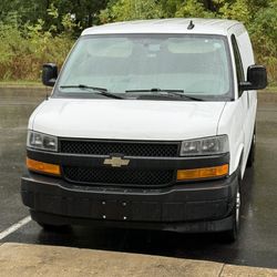 2018 Chevrolet Express 2500