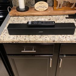 BOSE Solo 5 TV Sound System/ Bluetooth Connect 