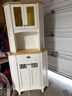 Storage cabinet