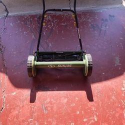 Lawnmower 