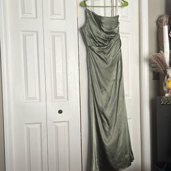 David’s Bridal Sage Dress