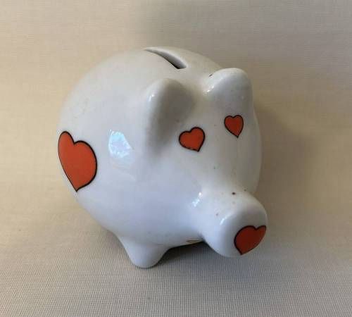 Collectible Valentines Day Piggy Bank Heart Love Porcelain Figurine Kings Dominion
