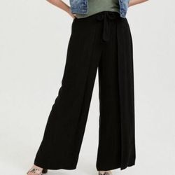 Torrid Black Wide Leg Pants
